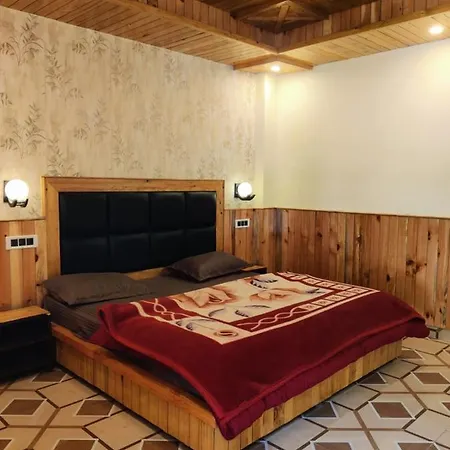 Dhi Ananta Homestay - Pure Veg Kasol Exterior photo