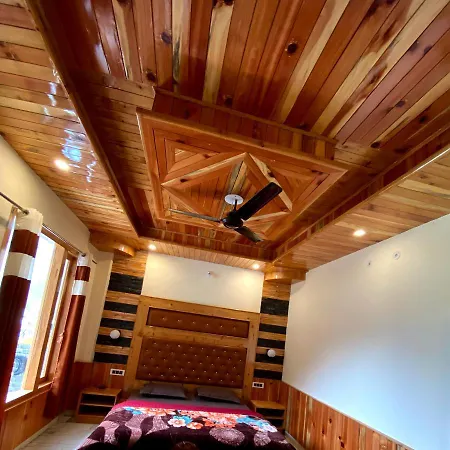 Dhi Ananta Homestay - Pure Veg Kasol Exterior photo