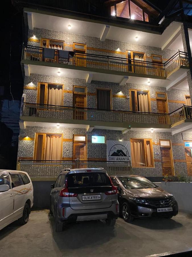Homestay Dhi Ananta - Pure Veg