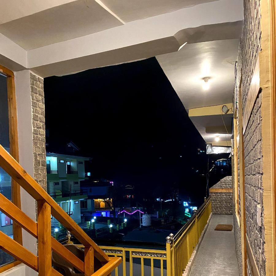 Homestay Dhi Ananta - Pure Veg